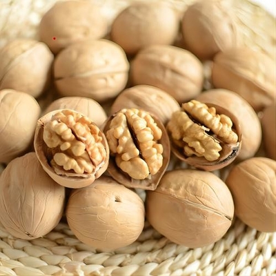 Las deliciosas nueces de los Cárpatos son el ingrediente ideal para su comida