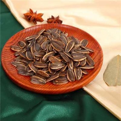 Amazon venta caliente Semillas de girasol asadas exportadas al sudeste asiático con varios sabores pueden ser OEM